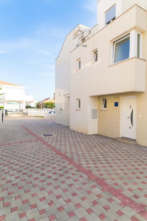 Villa Tina Novalja Exterior photo